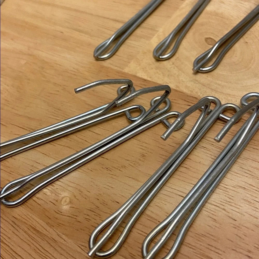 Steel Vintage 2 Prong 3” Inch Pinch Pleat Drapery Hooks Lot of 20. - Picture 2 of 2